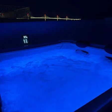 Premium كومارنا